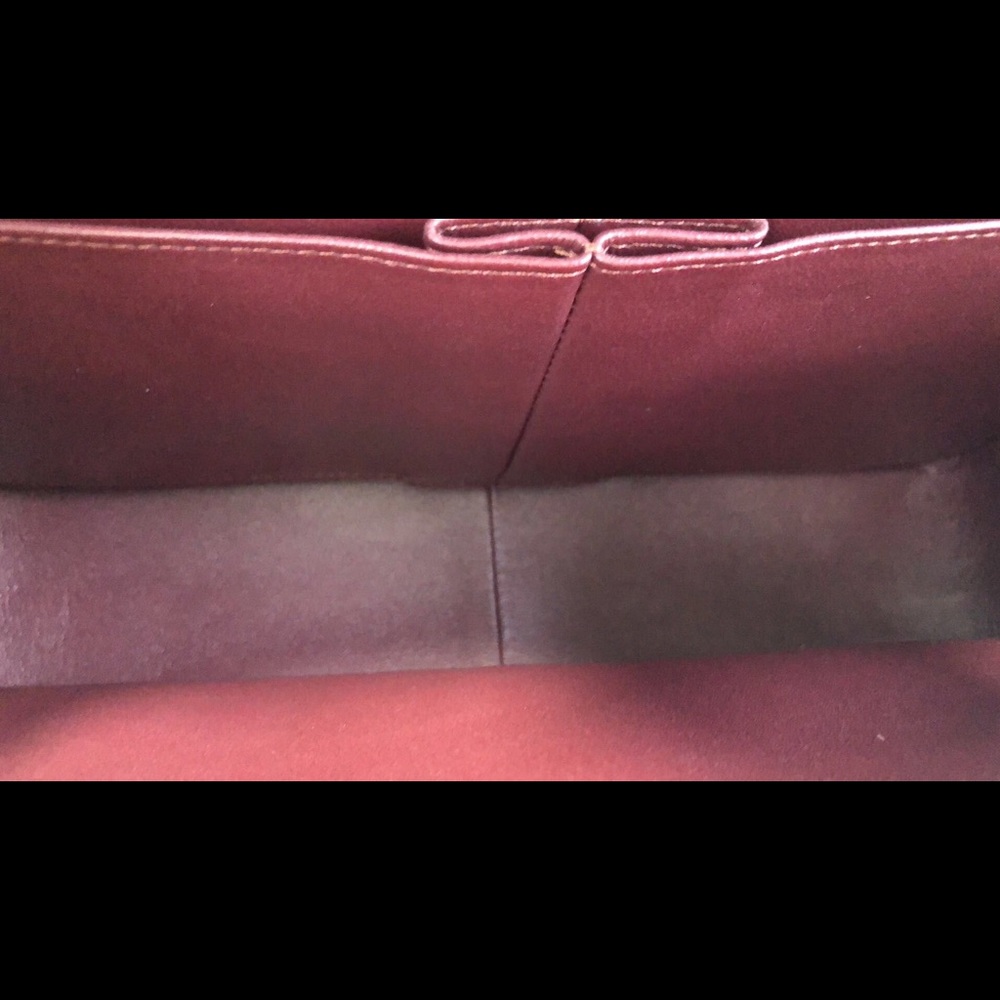 Handbag - Picture 8 of 14